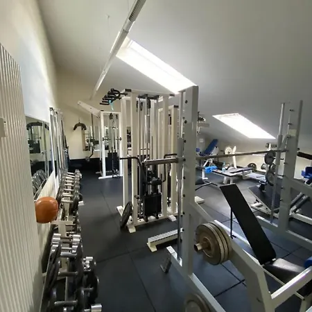 Ferienwohnung Mit Sportstudio In Appartement *